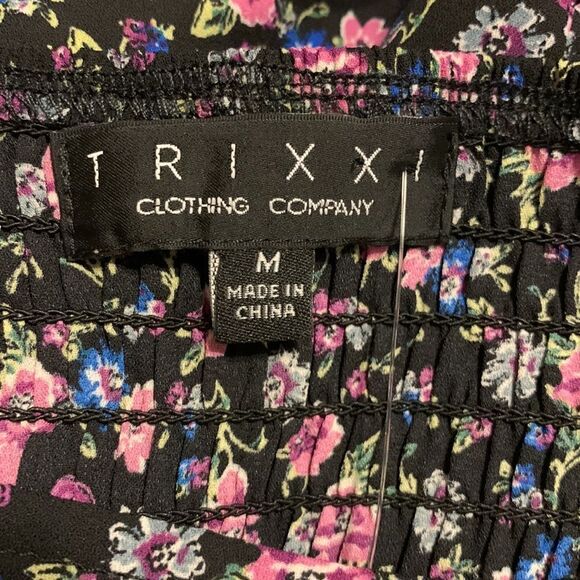 TRIXXI Size Medium long sleeve lightweight floral top on or off shoulders - Picture 9 of 12